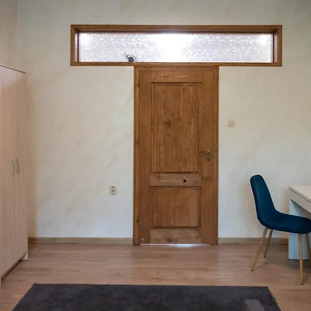 Apartment Luminous 2bdr With Balcony & View In The Center